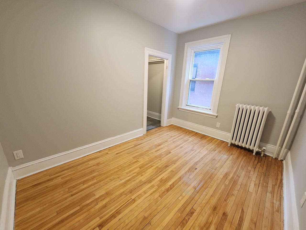 72 Fifth Avenue - Photo 2 of 50