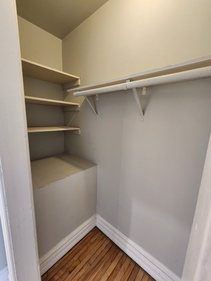 72 Fifth Avenue - Photo 4 of 50