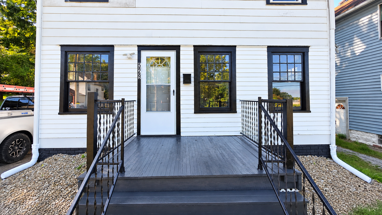 529 Cameron Ave - Photo 3 of 14