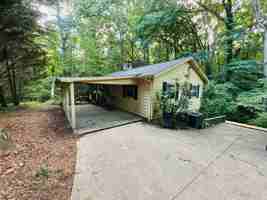 featured image of 110 Chatham Ln