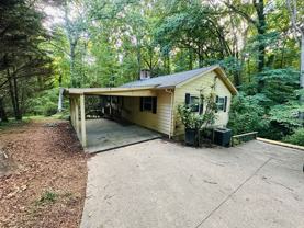 110 Chatham Ln - Photo 1 of 1