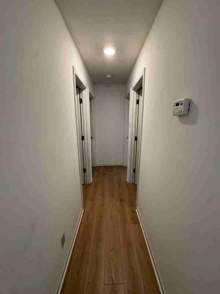 114 Oak St - Photo 3 of 8