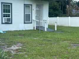 featured image of 823 Avenue R Ne