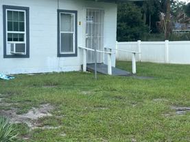 823 Avenue R Ne - Photo 1 of 1