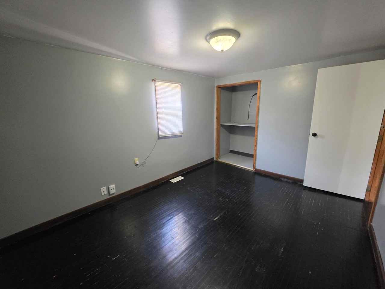 309 W 8th St - Photo 6 of 9