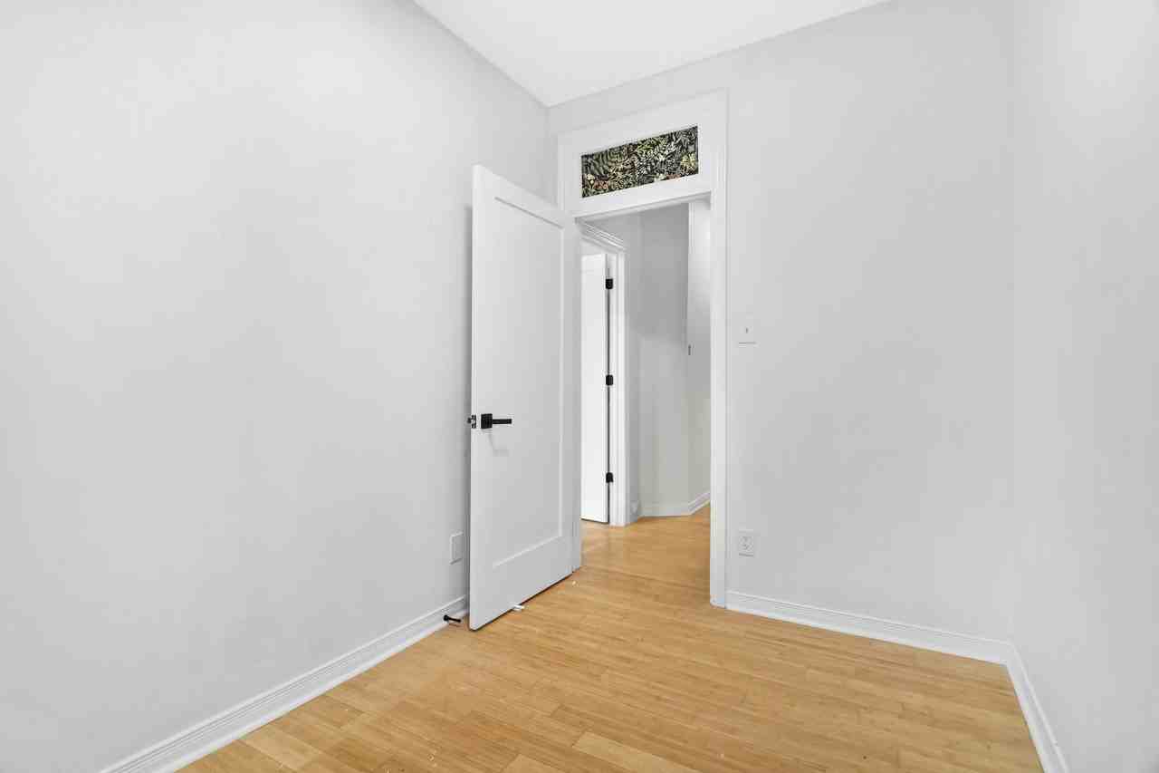 454 McLeod Street, Ottawa - Photo 3 of 16