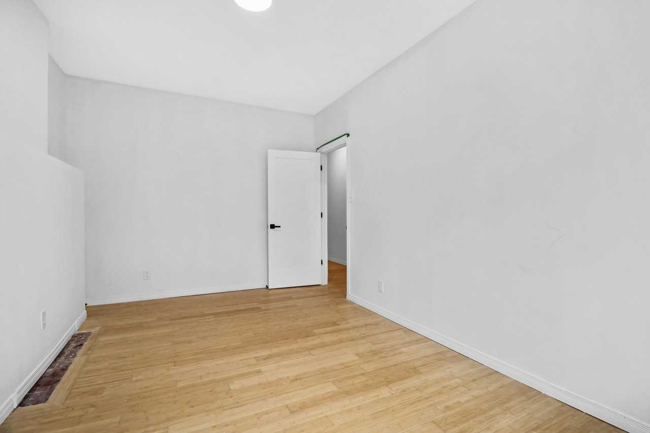 454 McLeod Street, Ottawa - Photo 5 of 16
