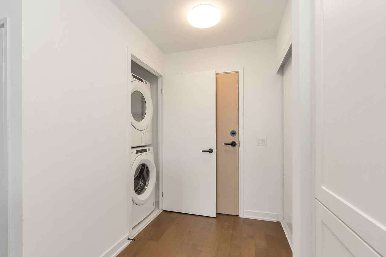 31 Huron St, Collingwood, ON L9Y 0E8, Canada - Photo 2 of 11