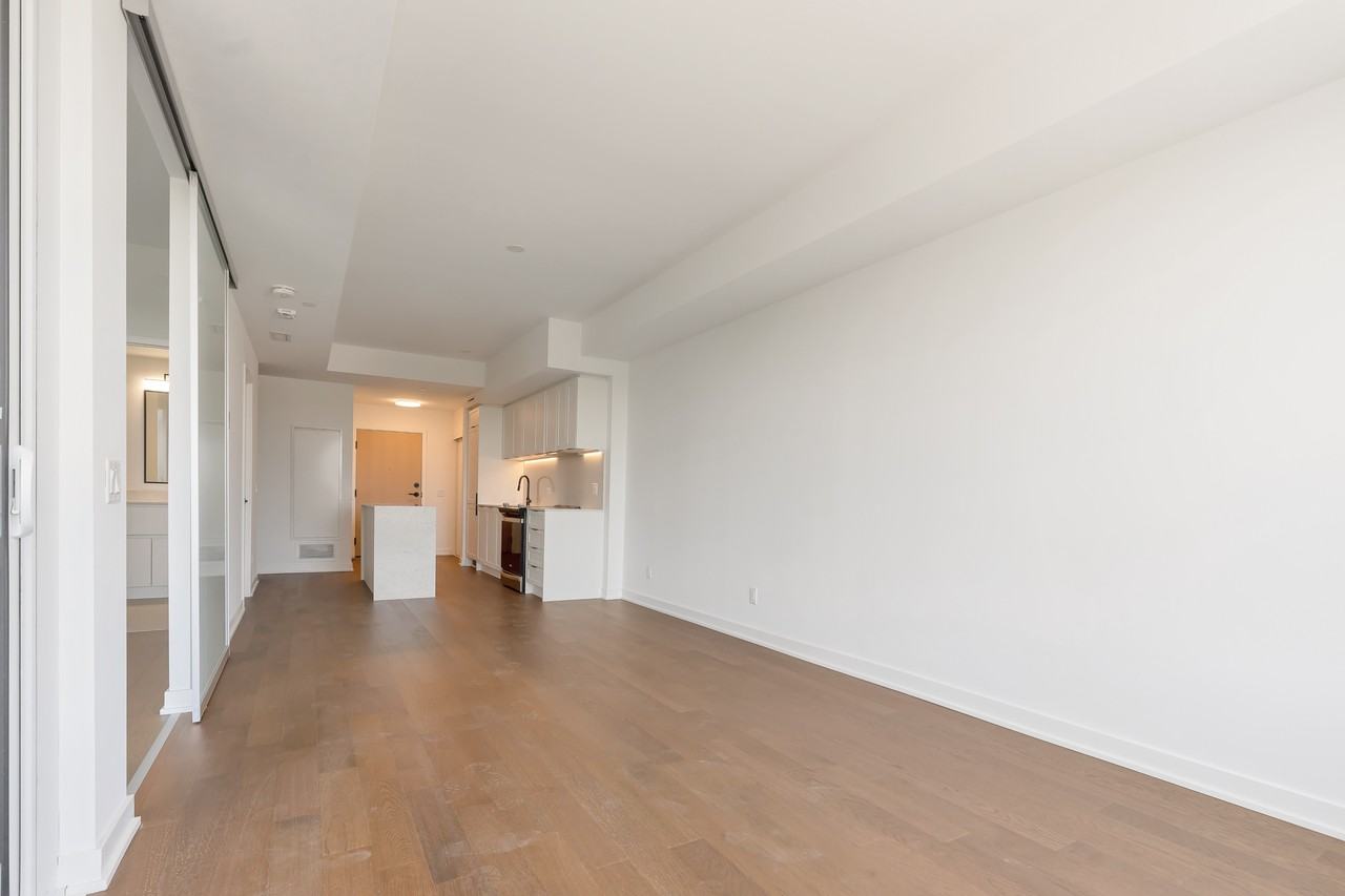 31 Huron St, Collingwood, ON L9Y 0E8, Canada - Photo 4 of 11