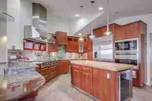 2703 Lobelia Rd - Photo 1 of 1