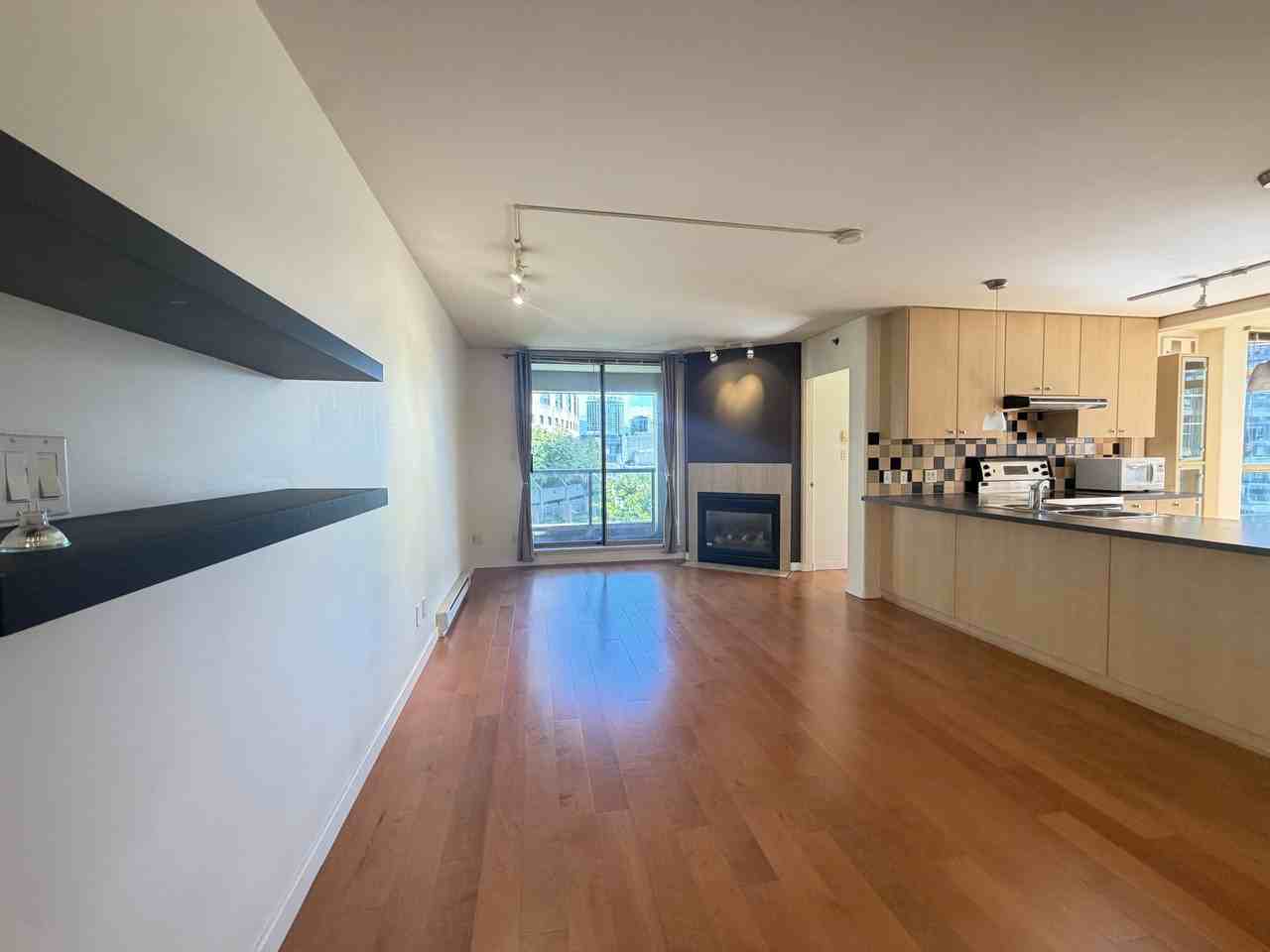 819 Hamilton Street - Photo 3 of 16