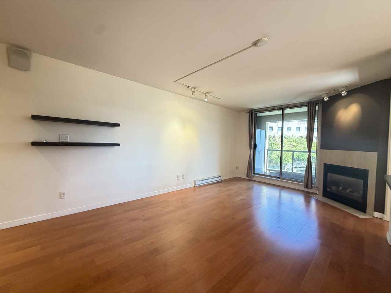 819 Hamilton Street - Photo 7 of 16