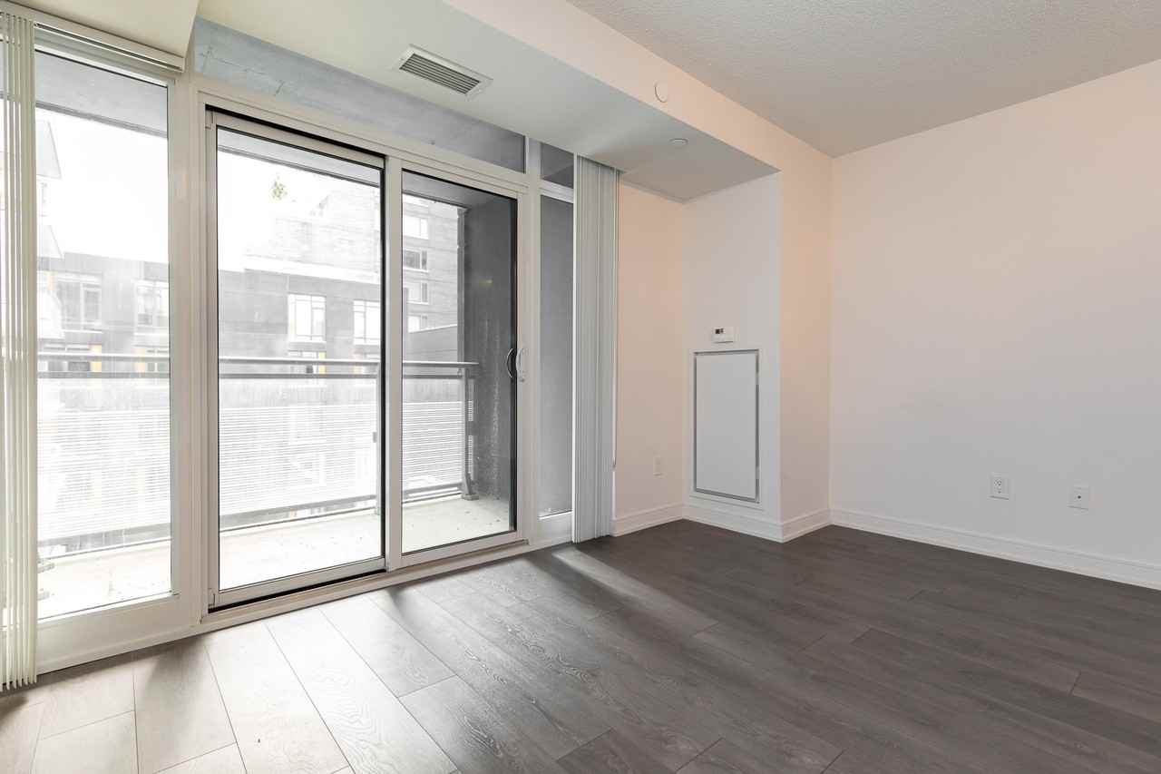 525 Adelaide St W #702 - Photo 7 of 17