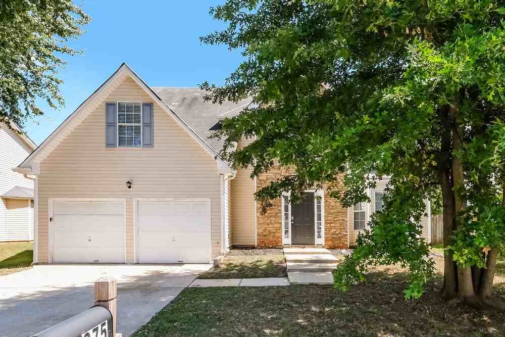 275 Vaness Dr