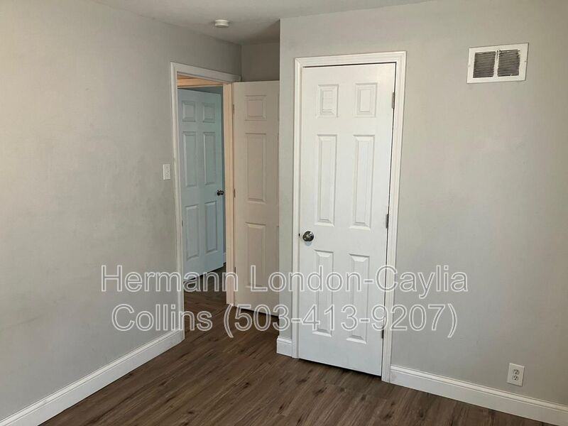 10072 Ashbrook Dr - Photo 6 of 10