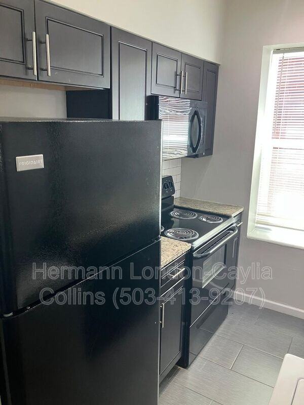 3856 Folsom Ave #2F - Photo 5 of 14