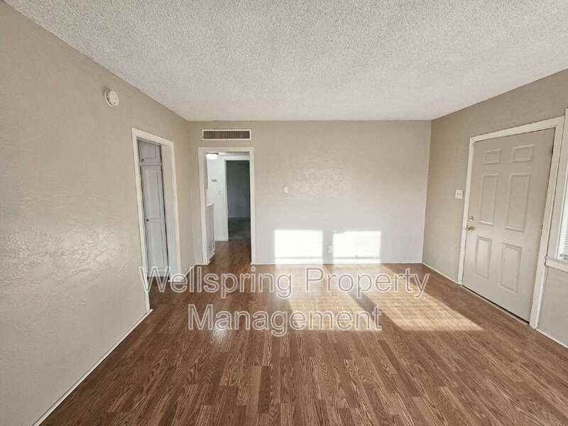 137 S Richmond Rd - Photo 3 of 19