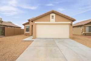 featured image of 953 E Greenlee Ave