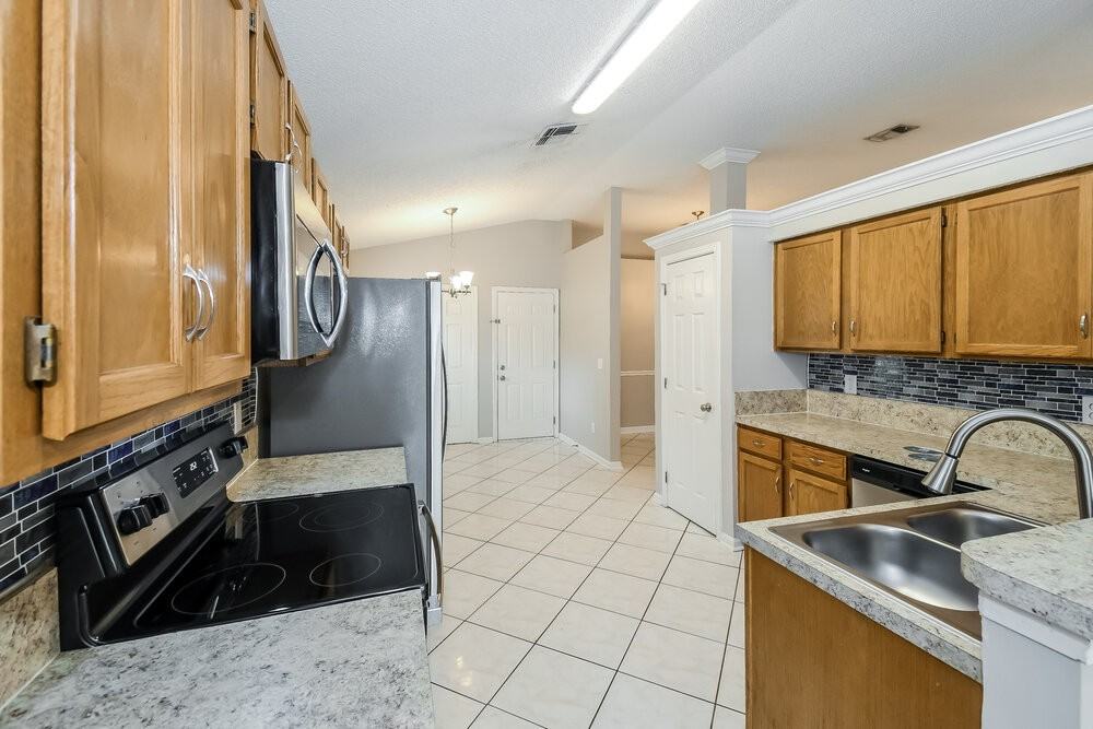 2837 Tuscarora Trl - Photo 6 of 16