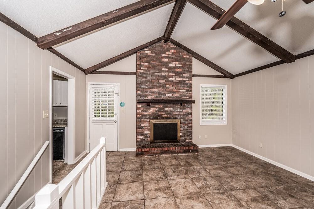 5201 Willow Ridge Ln - Photo 4 of 17