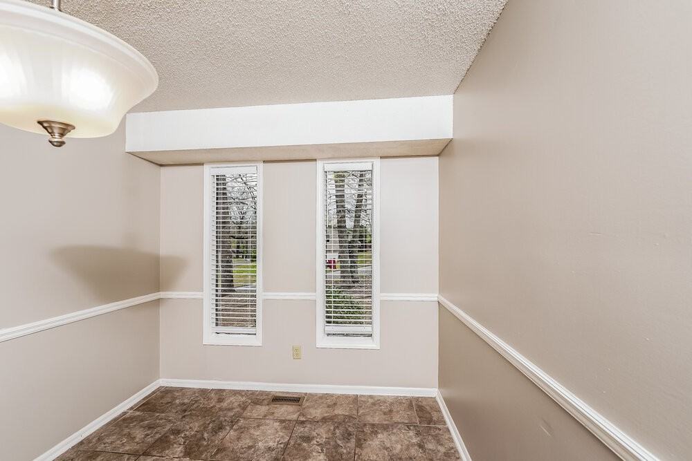 5201 Willow Ridge Ln - Photo 6 of 17