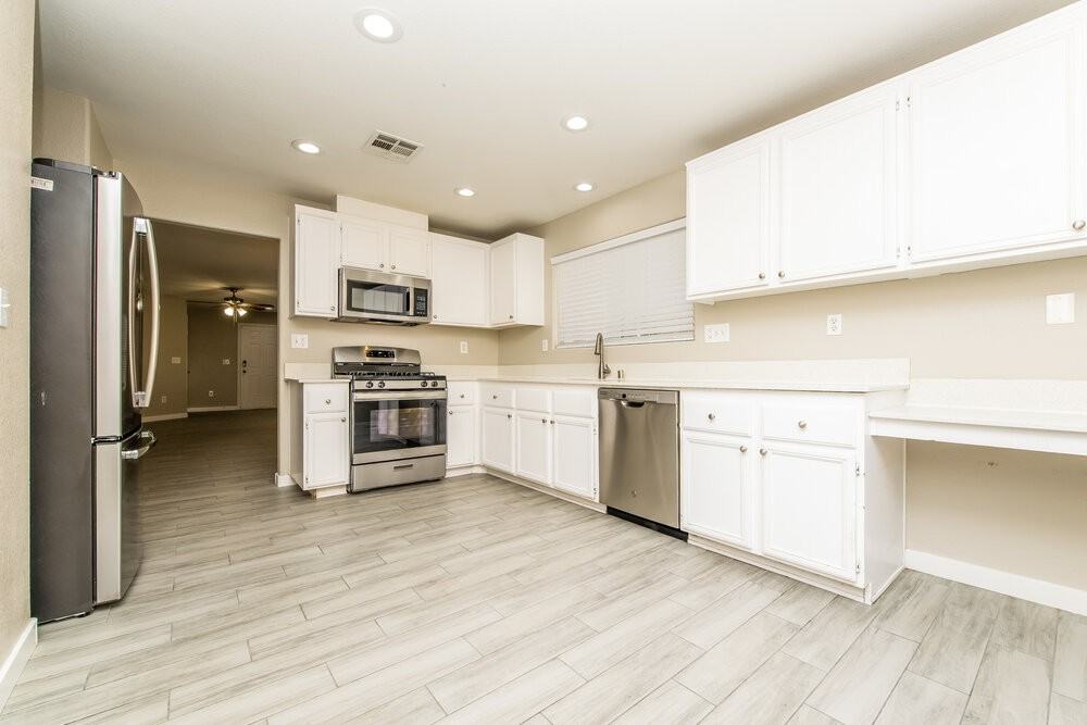 6523 Copper Smith Ct - Photo 3 of 16