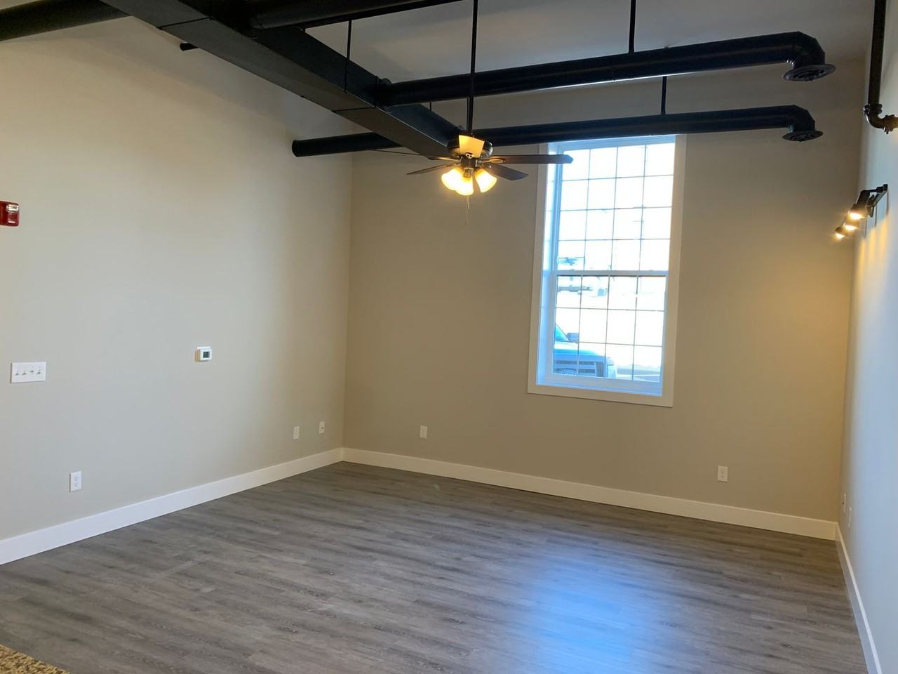 50 N East St - Photo 4 of 50