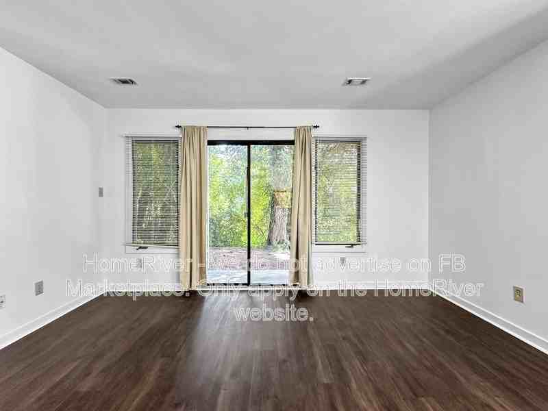 702 Martin Luther King Jr Blvd #C5 - Photo 3 of 18