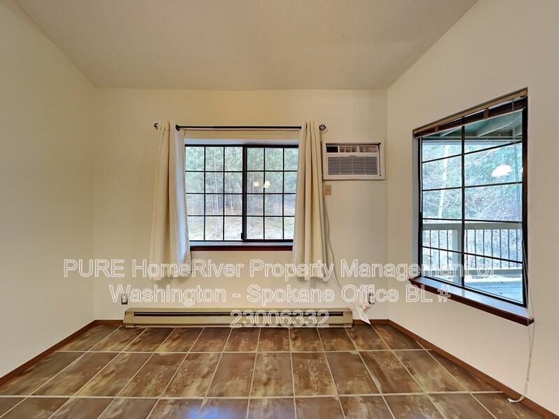 107 S Neyland Ave #3 - Photo 5 of 20