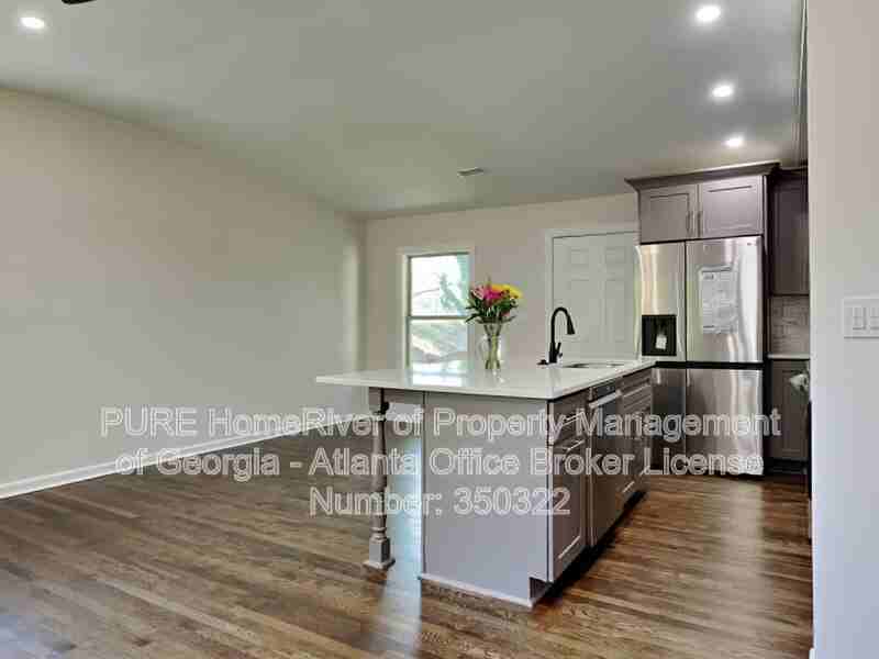 1127 Valley View Rd Se - Photo 4 of 22