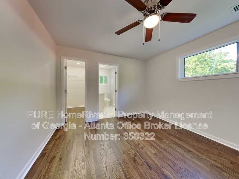 1127 Valley View Rd Se - Photo 6 of 22
