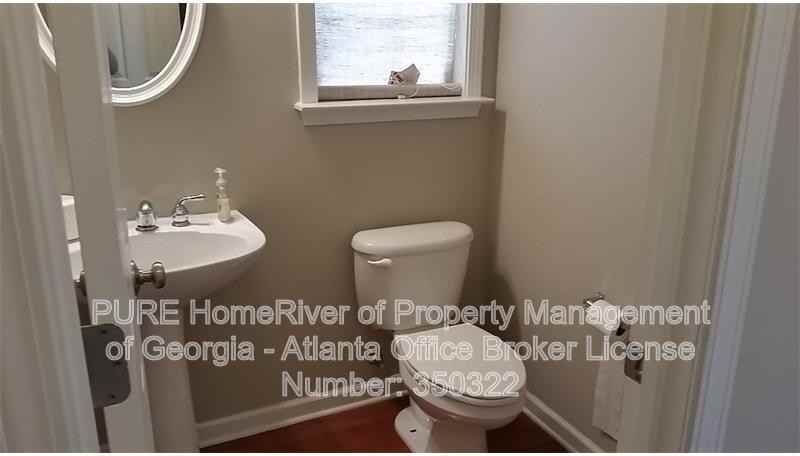 1612 Wehunt Pl Se - Photo 6 of 15