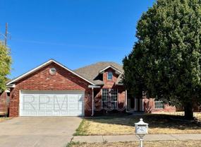 8413 Nw 77th St - Photo 1 of 1