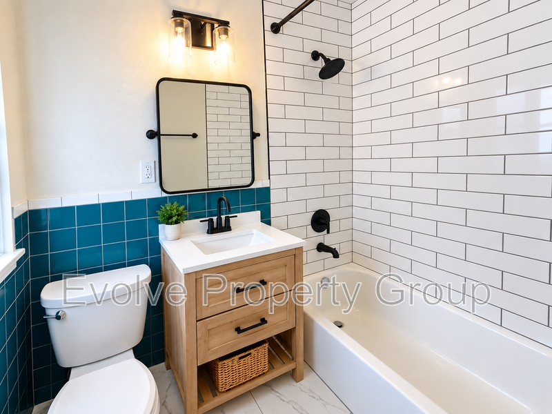 1303 E Harding St - Photo 3 of 22
