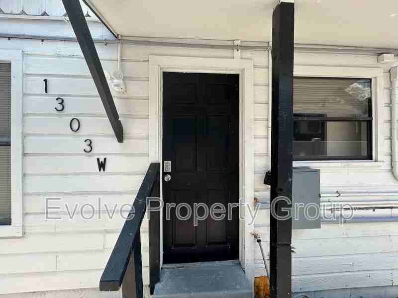 1303 E Harding St - Photo 6 of 22