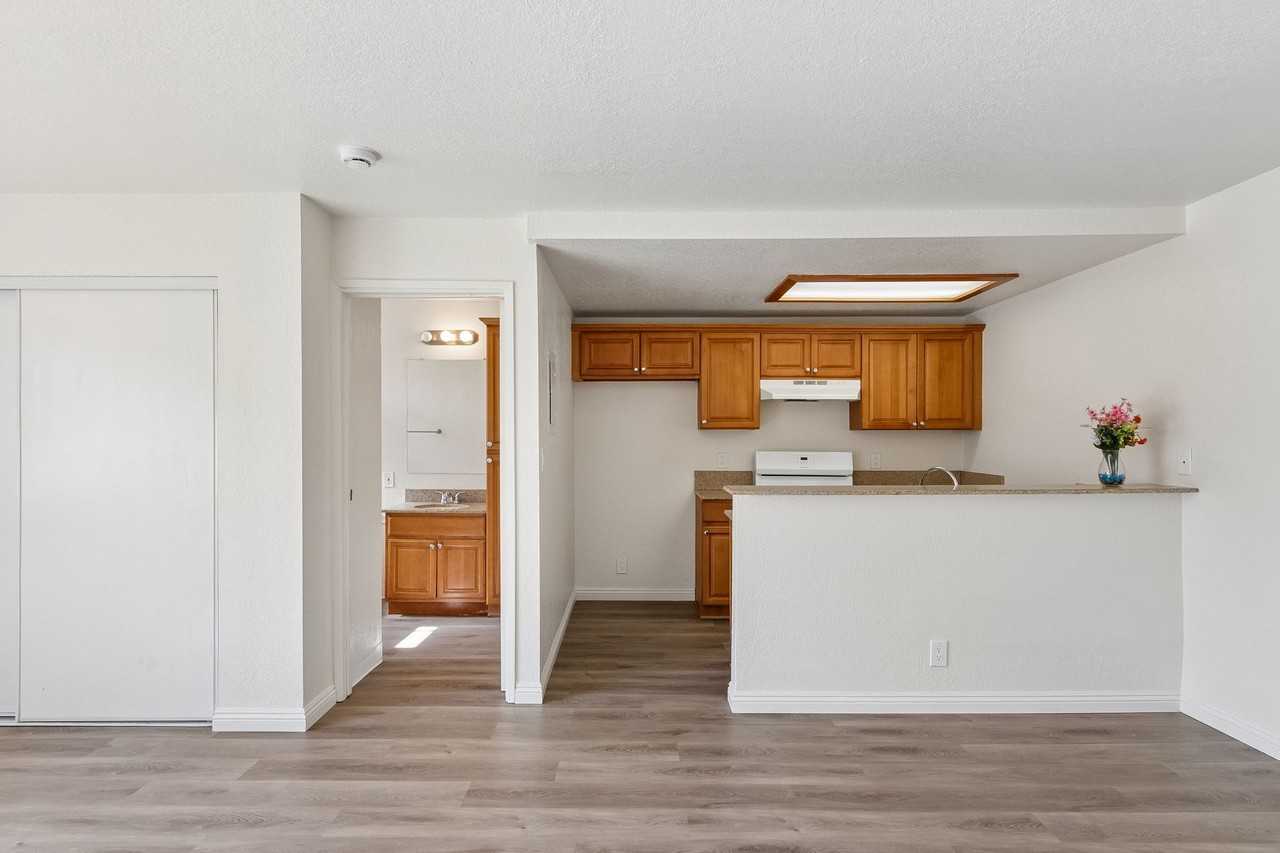 Tujunga Pines - Photo 5 of 25