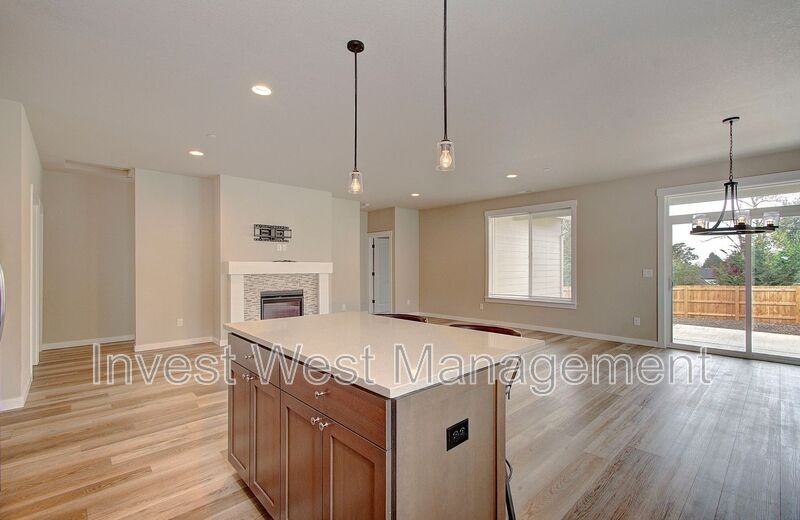 1651 52nd Ct - Photo 2 of 35
