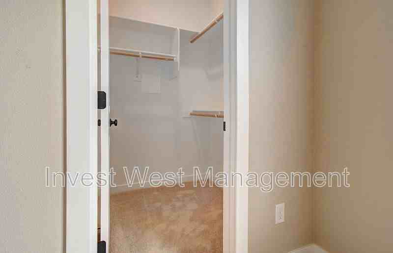 1651 52nd Ct - Photo 6 of 35