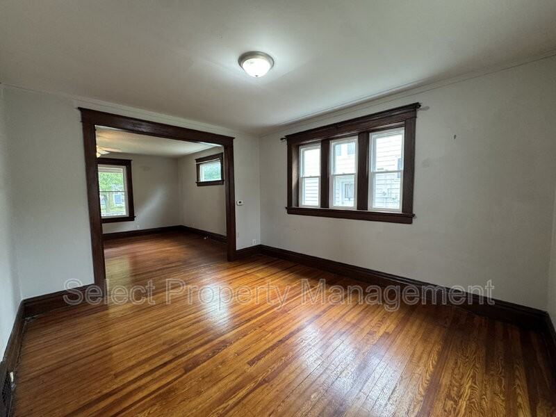 317 W Wildwood Ave - Photo 5 of 21