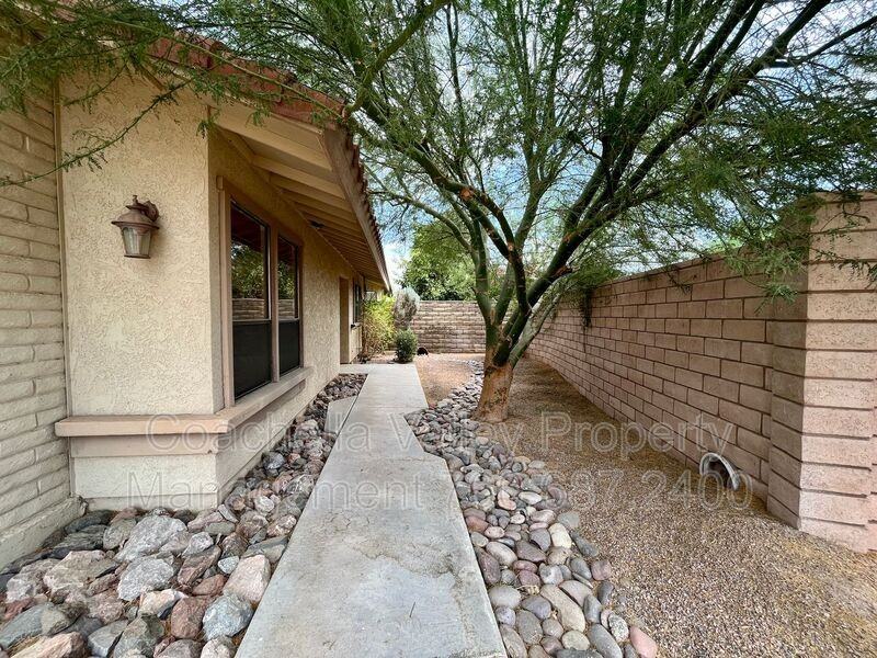 40120 Sagewood Dr - Photo 6 of 43