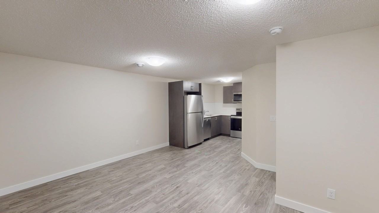 21459 Sheriff King St Sw Lowr - Photo 5 of 12