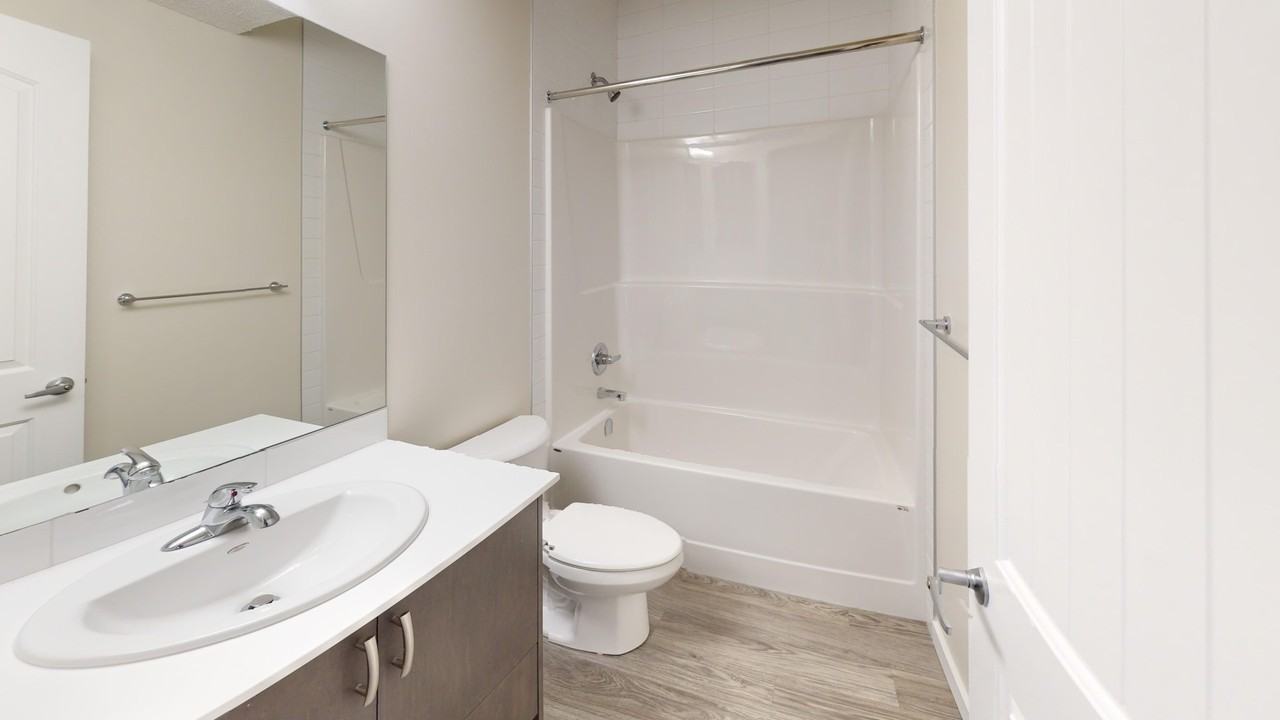 21459 Sheriff King St Sw Lowr - Photo 7 of 12