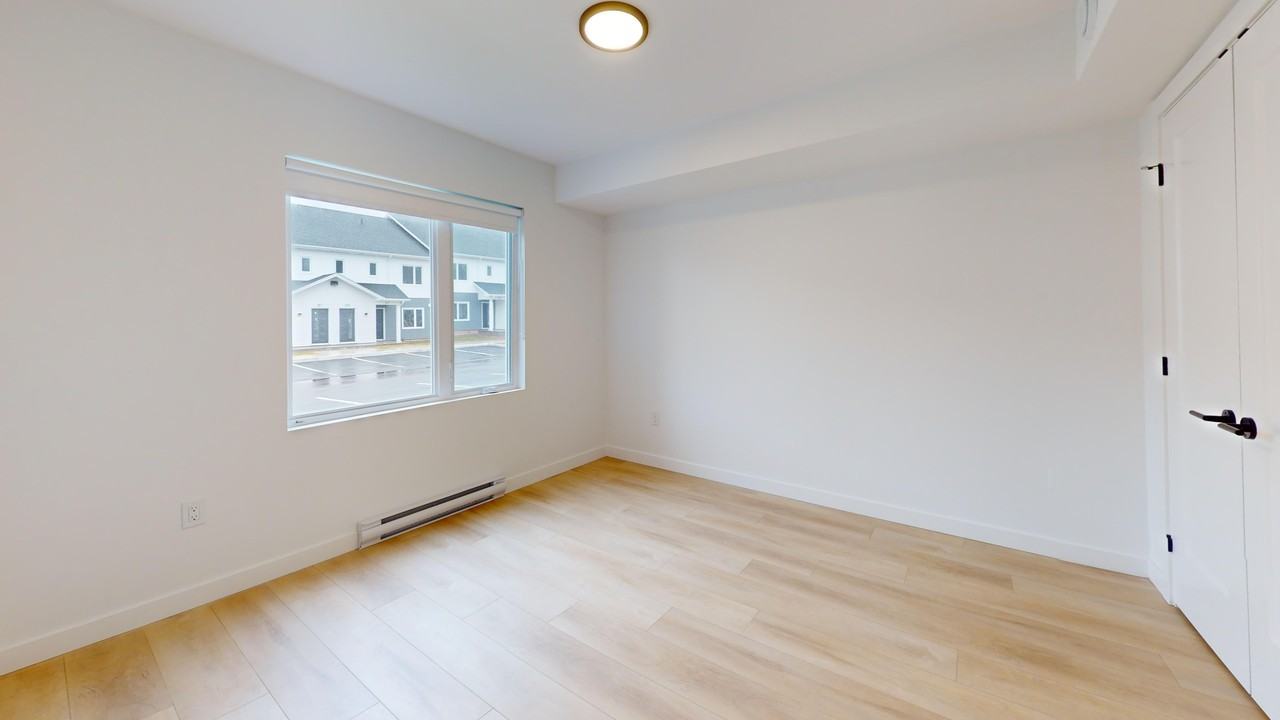 67 Bavaria Lane - Photo 3 of 7