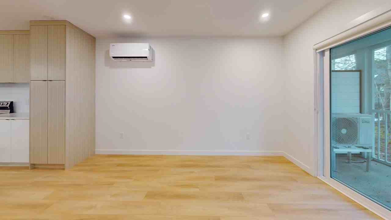 67 Bavaria Lane - Photo 4 of 7