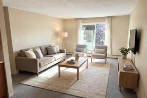 featured image of 617 56 Ave Sw