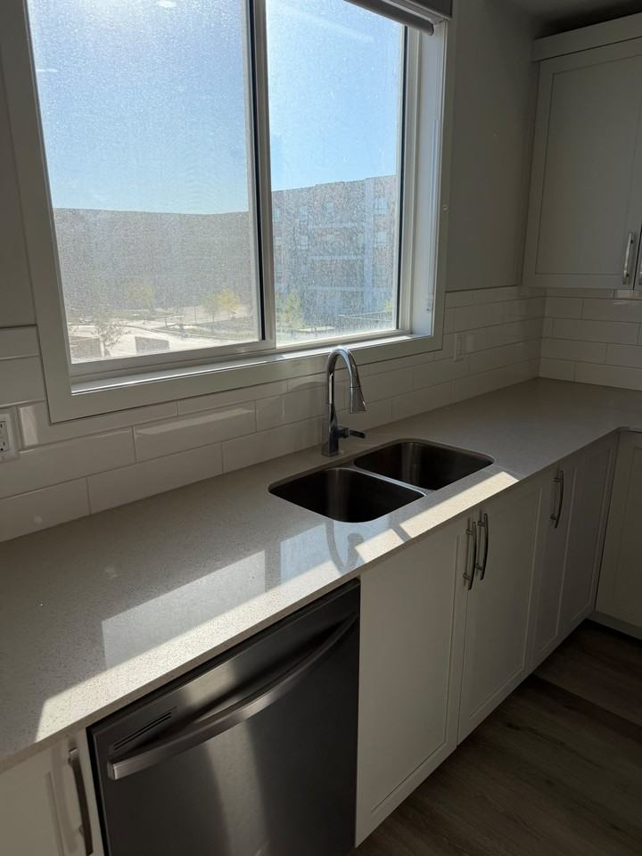 160 Edith Pl Nw - Photo 4 of 16
