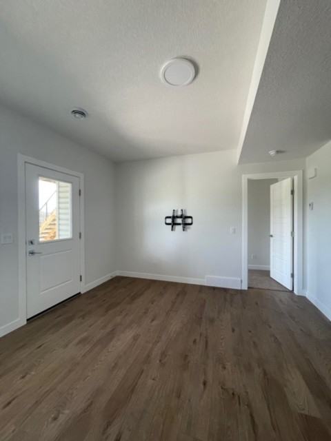 79 Paint Horse Cres - Photo 2 of 14