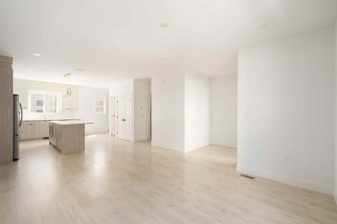 15950 Alder Place #THX - Photo 4 of 23