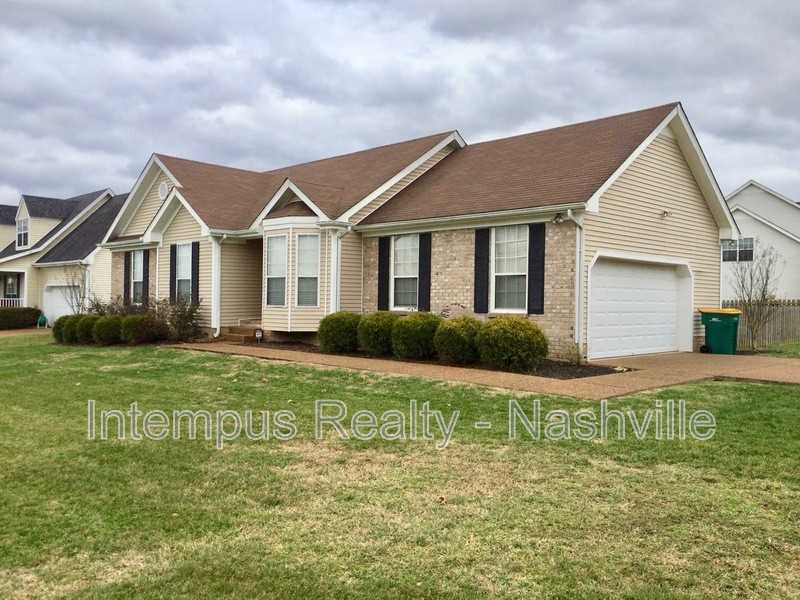 1761 Witt Way Dr - Photo 2 of 19