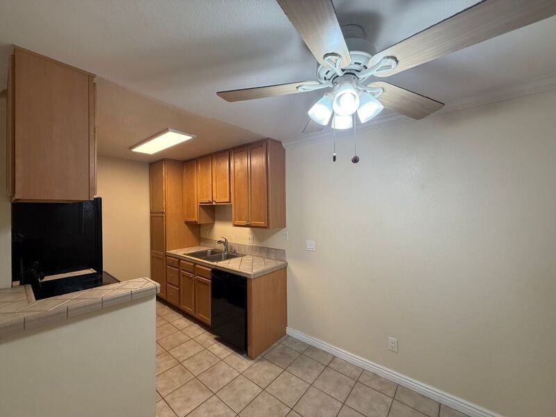 5425 Lake Murray Blvd #5 - Photo 4 of 16